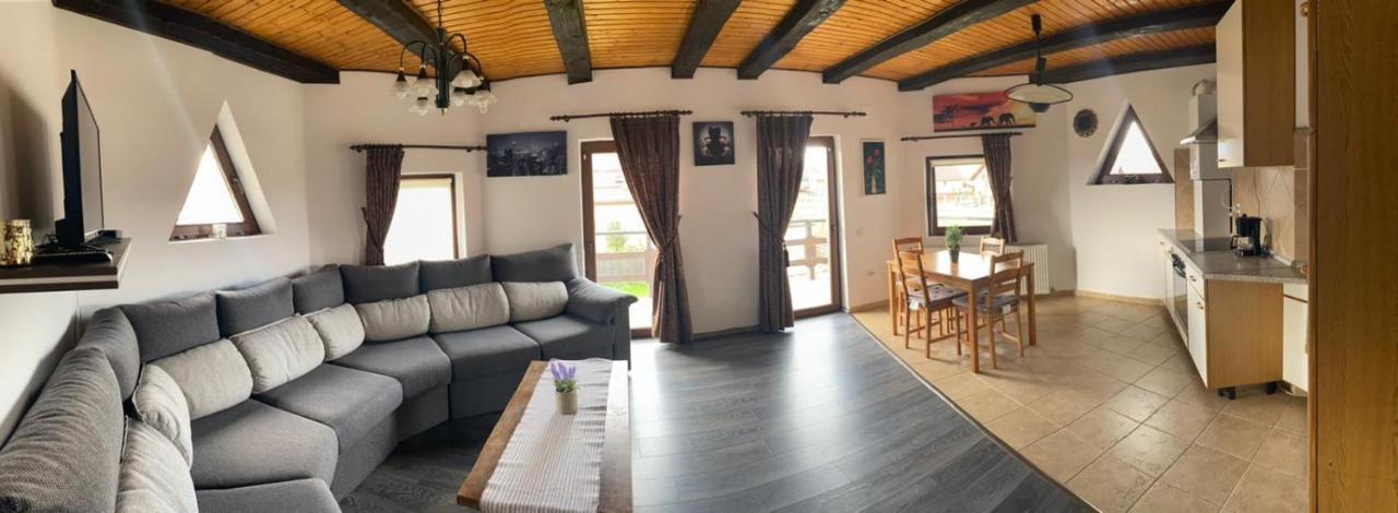 Apartament Ella Râşnov Exterior photo